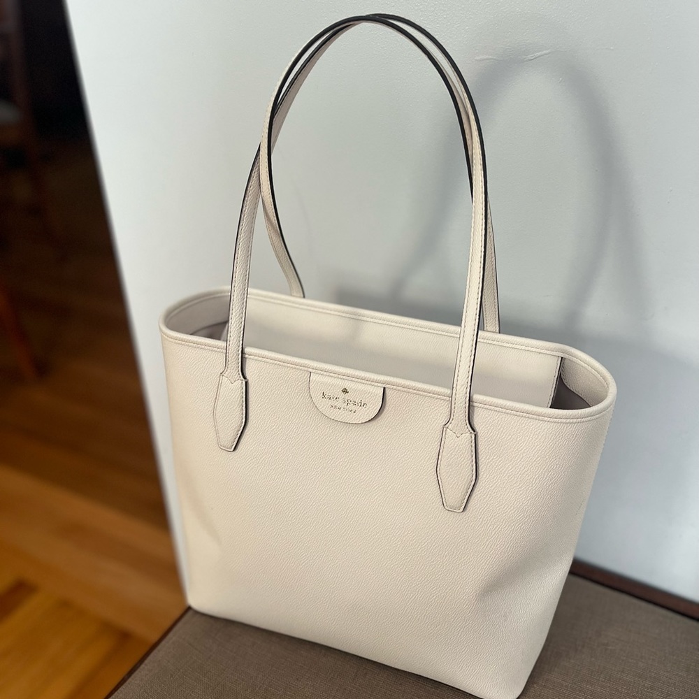 Kate Spade white tote , pebbled leather